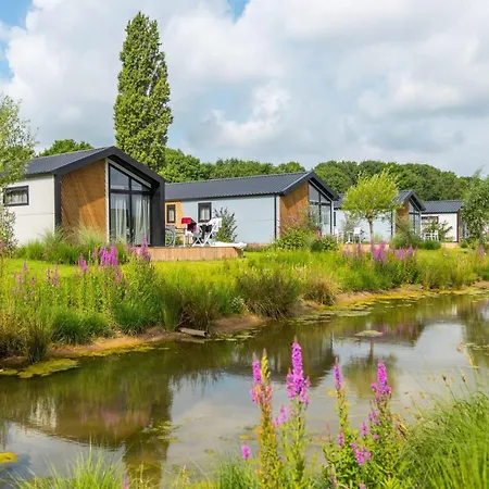 Aan De Maas 홀리데이파크