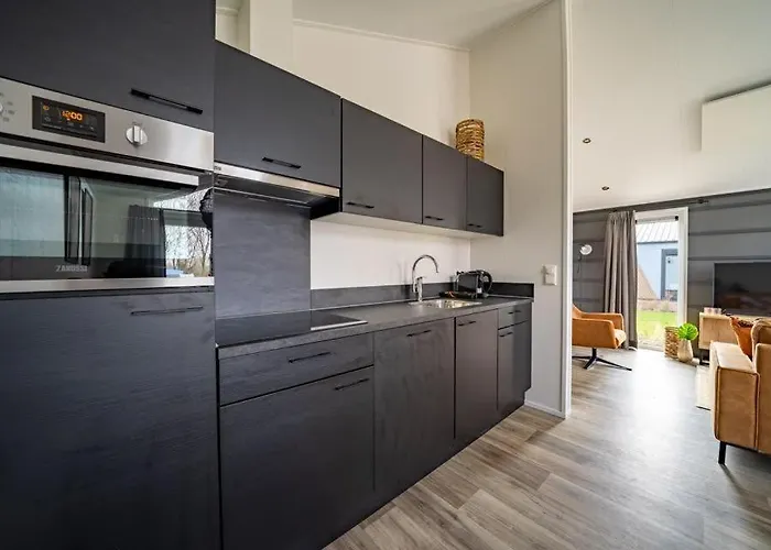 Aan De Maas Parque de vacaciones *