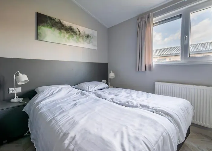 Aan De Maas Parque de vacaciones *